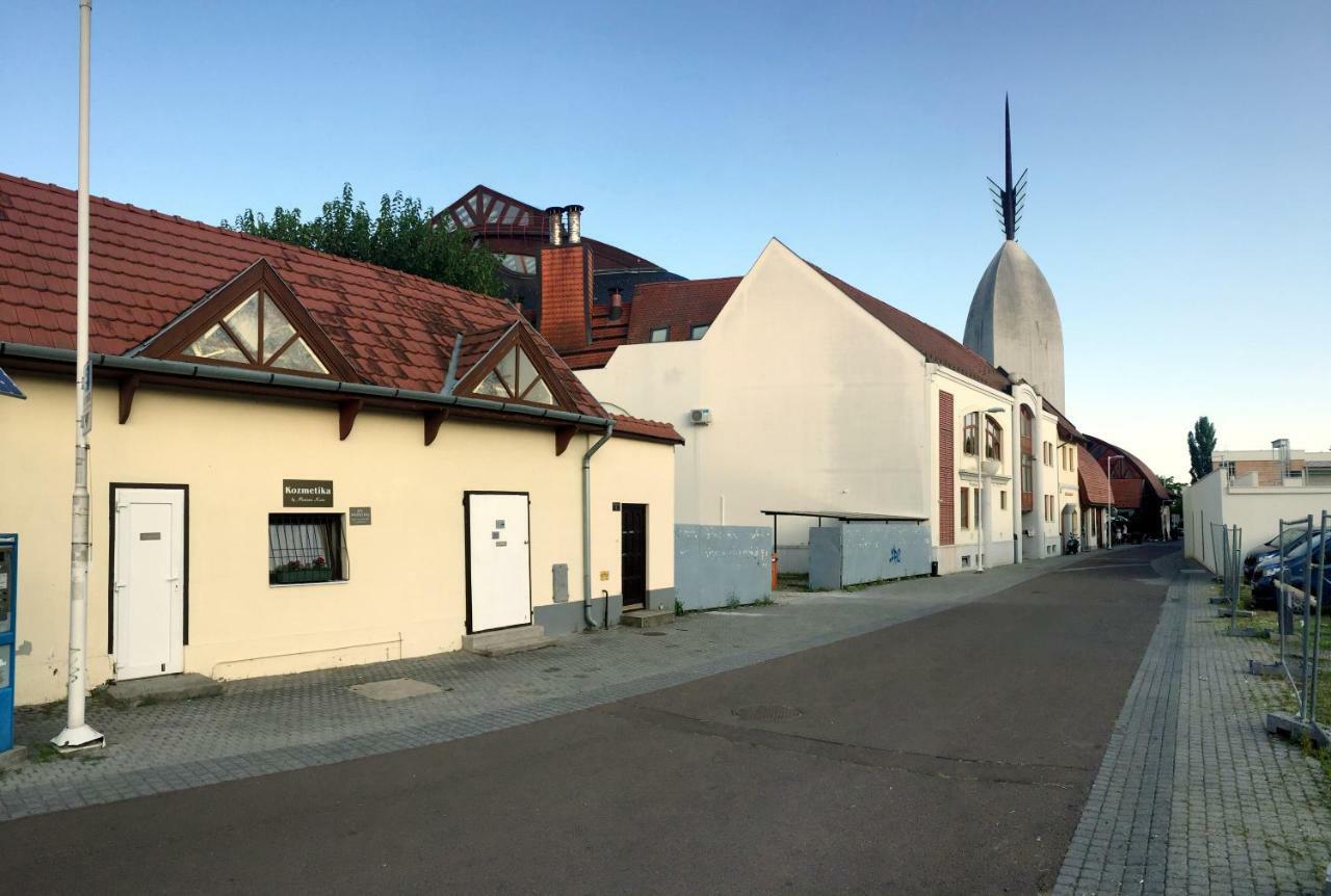 Hotel Kertesz-Haz Eger Zewnętrze zdjęcie