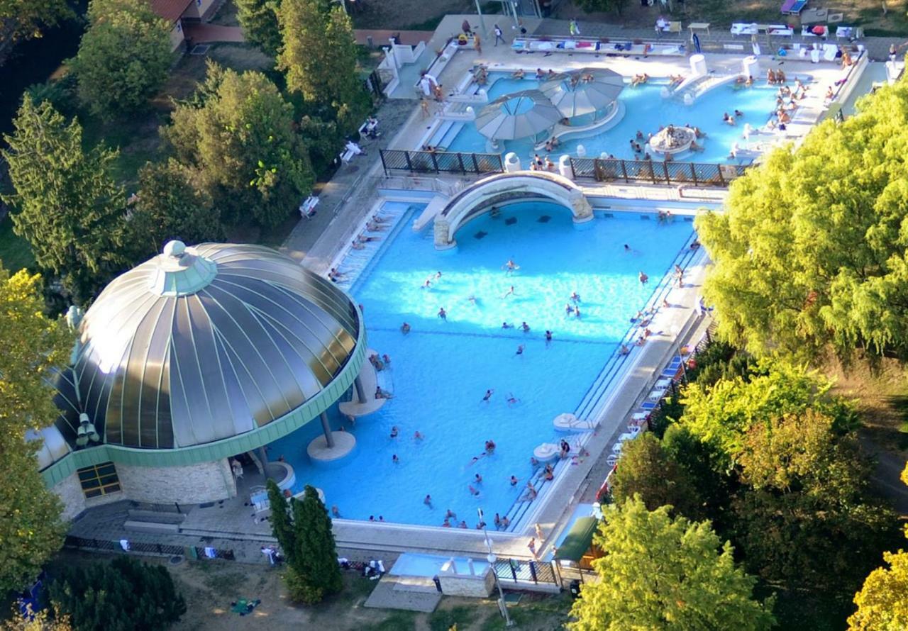 Hotel Kertesz-Haz Eger Zewnętrze zdjęcie